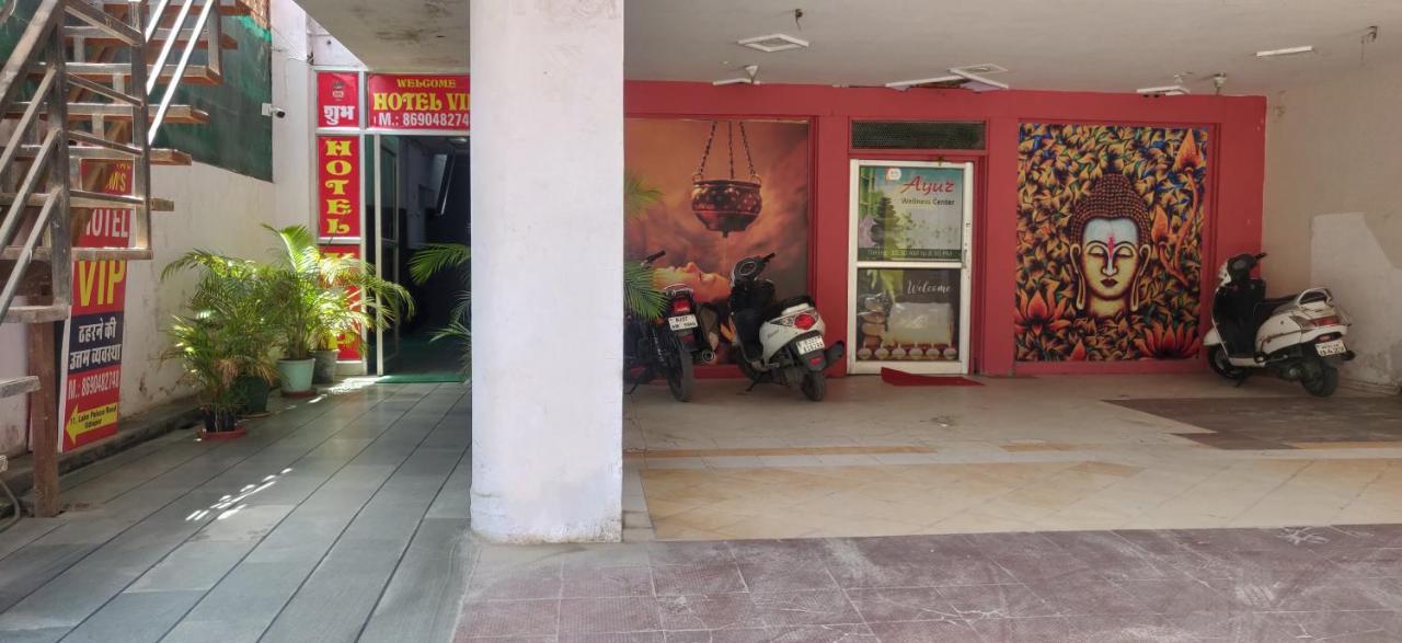 Hotel Vip Udaipur Exteriör bild
