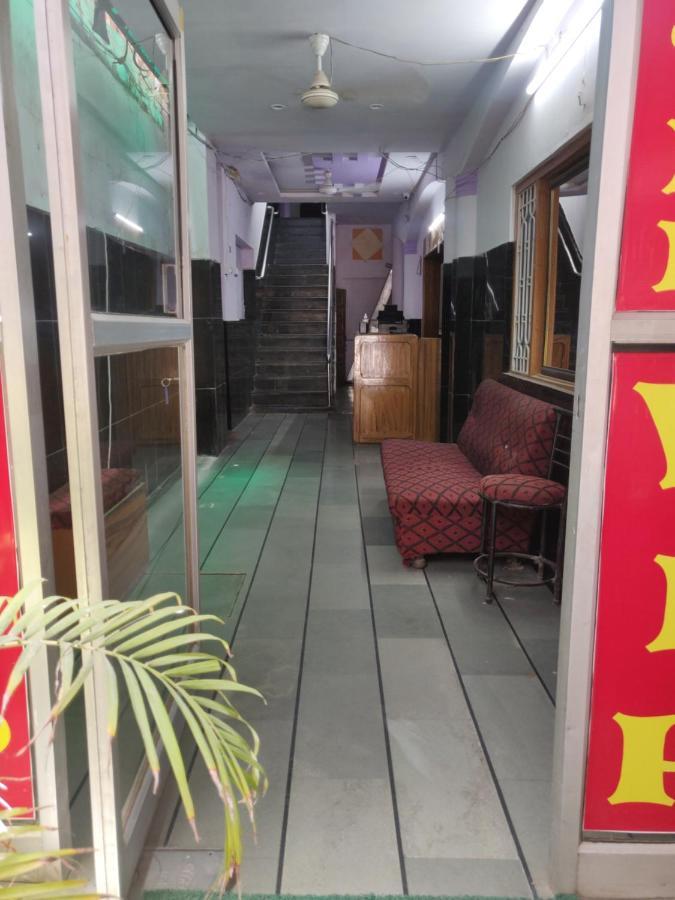 Hotel Vip Udaipur Exteriör bild